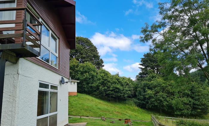Parkwood Outdoors Dolygaer - Chalet with countryside views